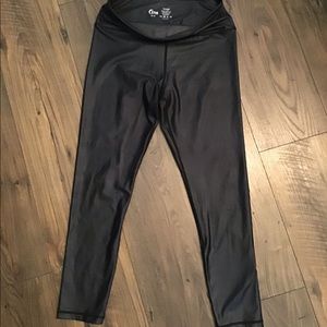 Zyia Black Metallic Light n Tight